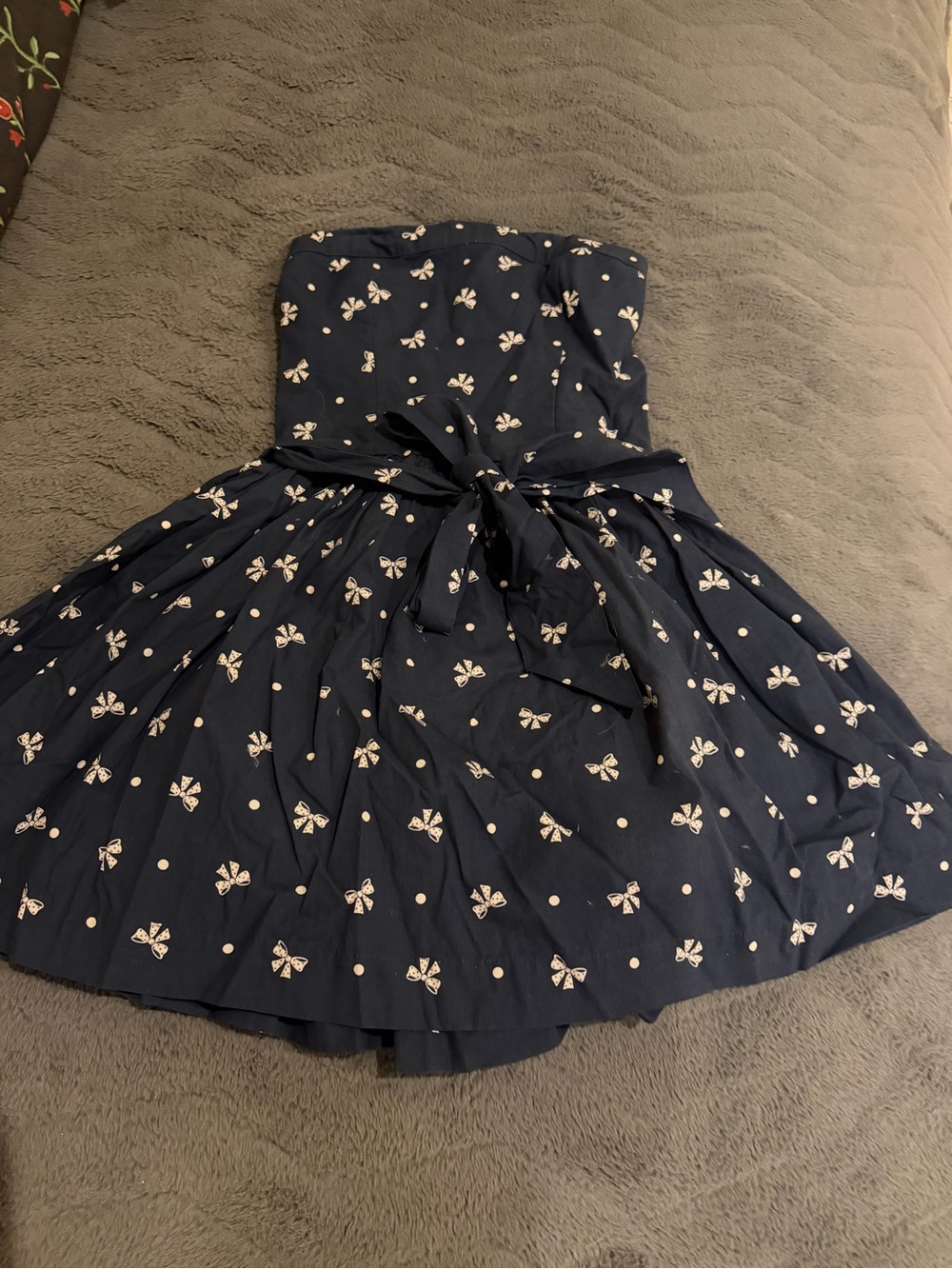 Abercrombie & Fitch Navy Strapless Bow-Print Dress with Waist Sash
